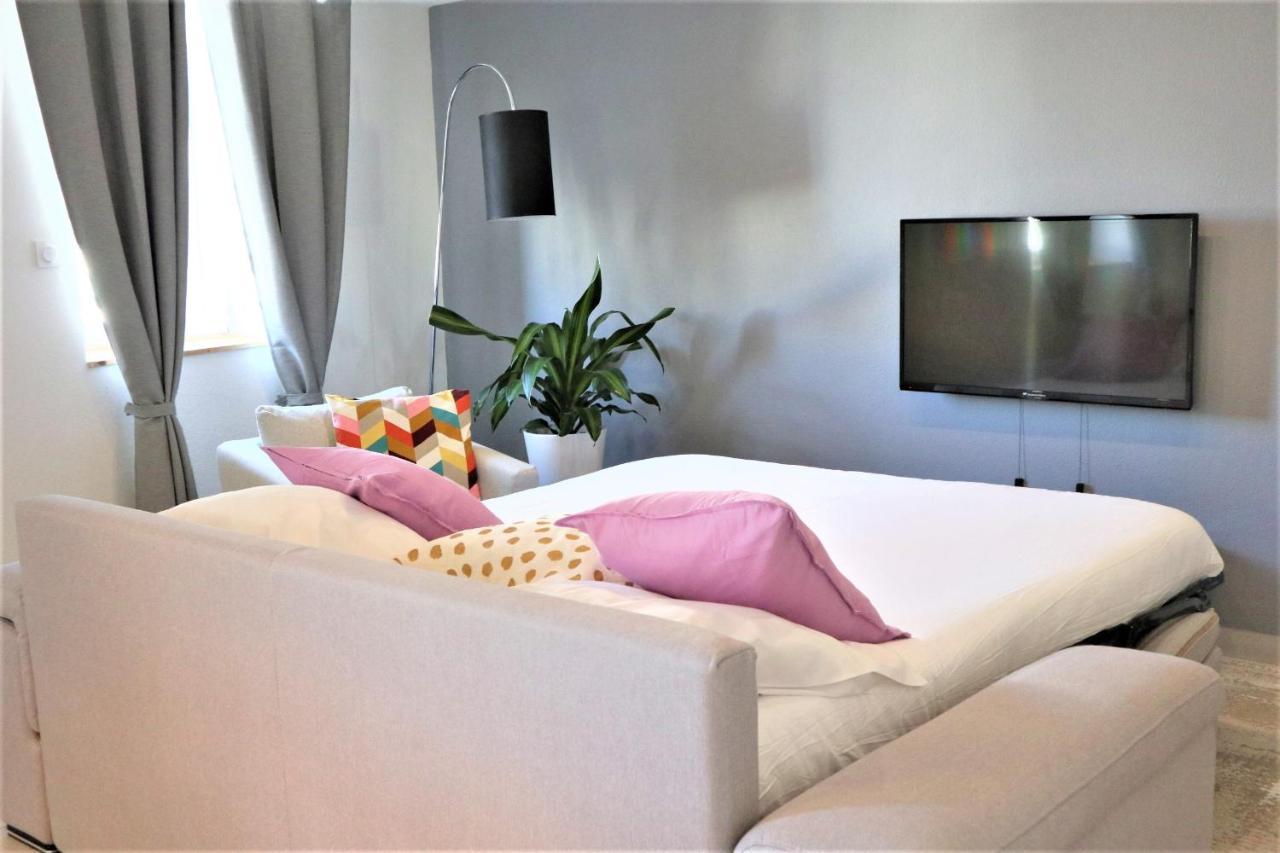 5 Mn Zenith Grande Halle Auvergne,Pied De Gergovie,Garage,Netflix Romagnat Buitenkant foto
